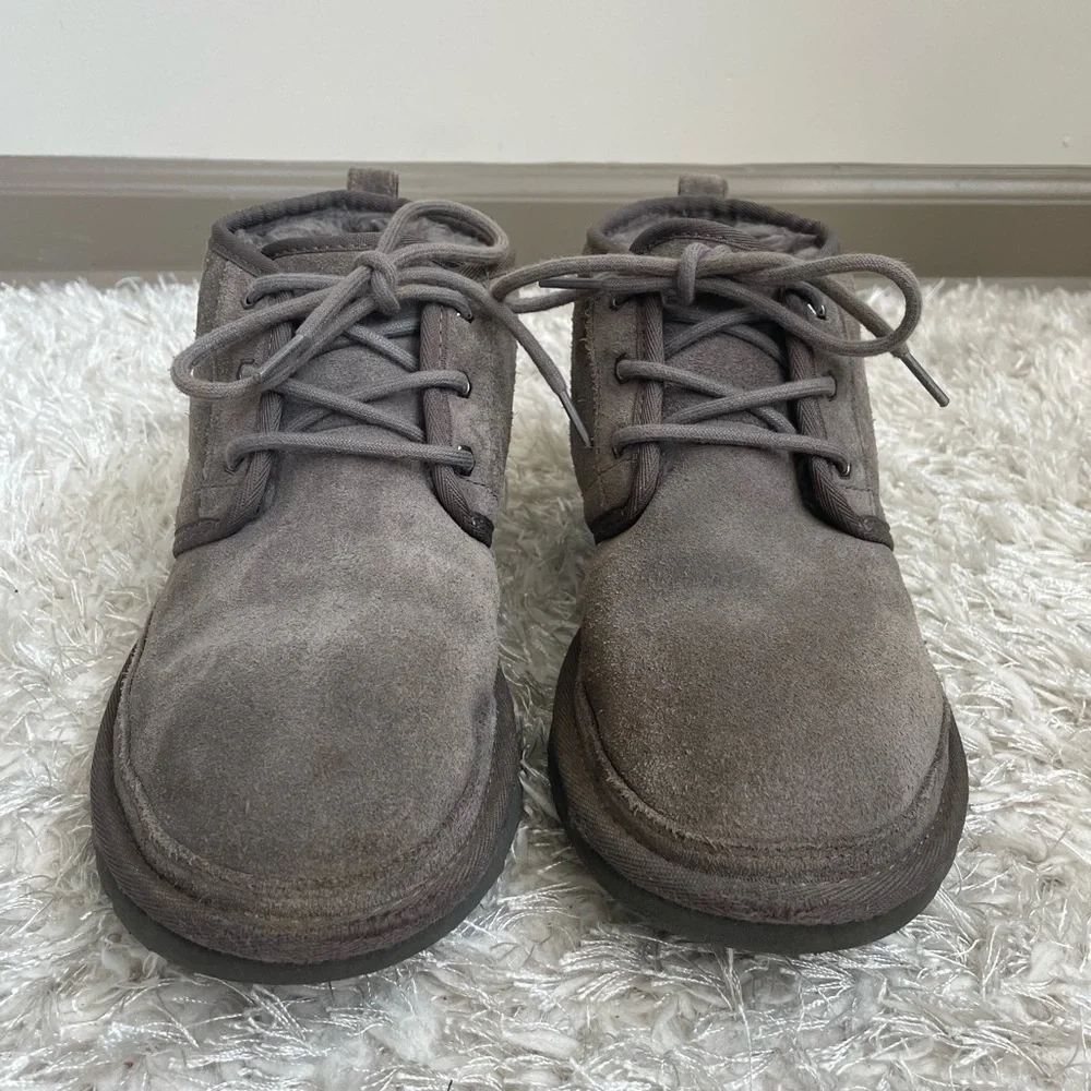UGG Men's Gray Neumel Chukka Boots